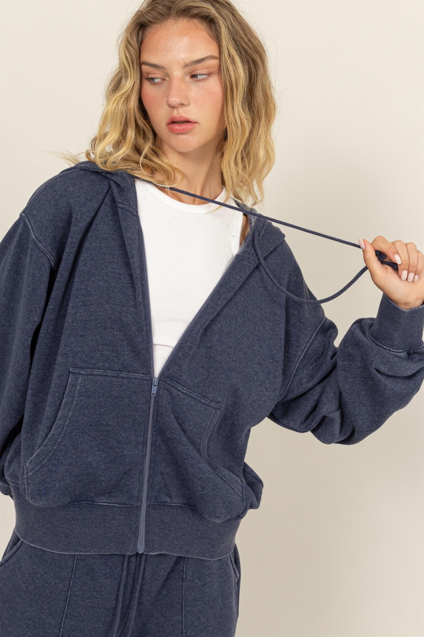 Oversized Pocket Zip-Up Hoodie