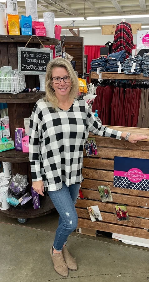 Plaid Ivory/Black V-Neck Loose Fit Top