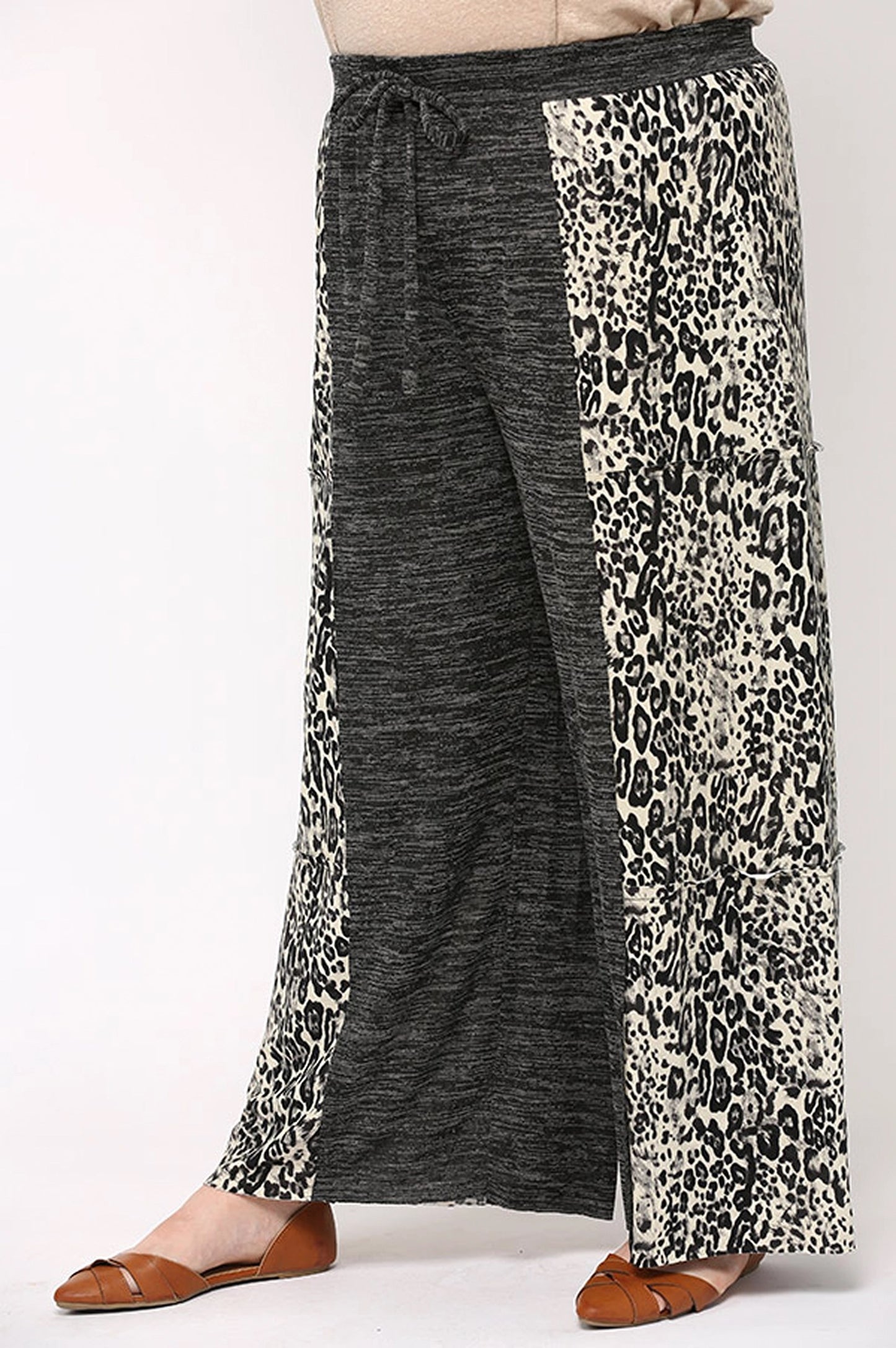 Two Tone and Leopard Print Knit Mix Pants with Pockets Curvy