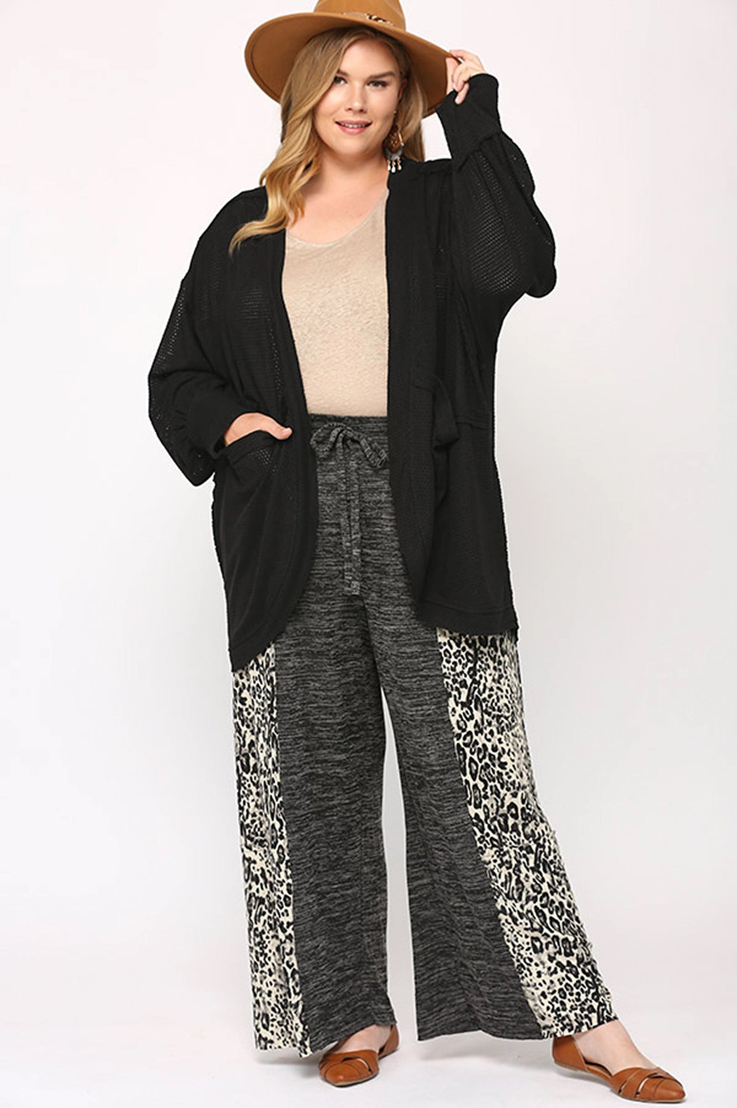 Two Tone and Leopard Print Knit Mix Pants with Pockets Curvy