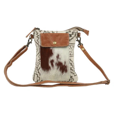 Vuierra Rivet Small & Crossbody Myra Bag