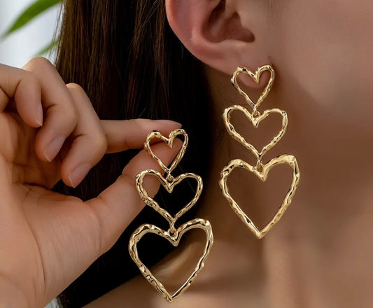 Vintage Elegant Gold Tassel Heart Drop Earrings