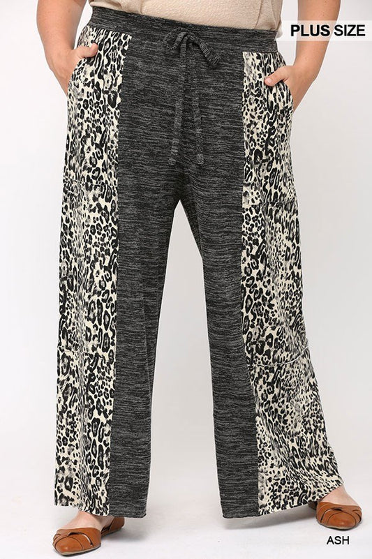 Two Tone and Leopard Print Knit Mix Pants with Pockets Curvy