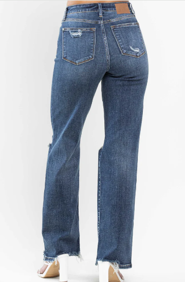 Curvy High Waist 90’s Knee Destroy Straight Judy Blue Jeans